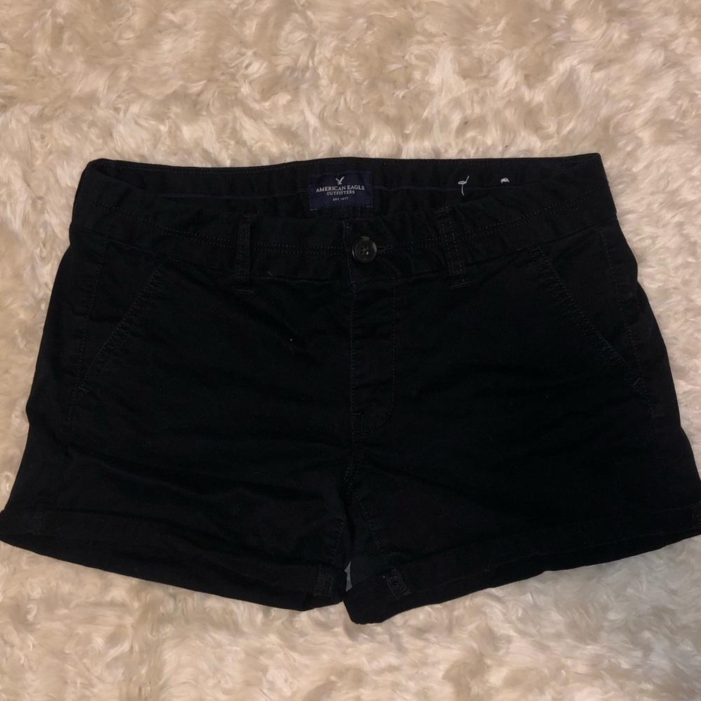 American Eagle Midi Black Khaki Shorts